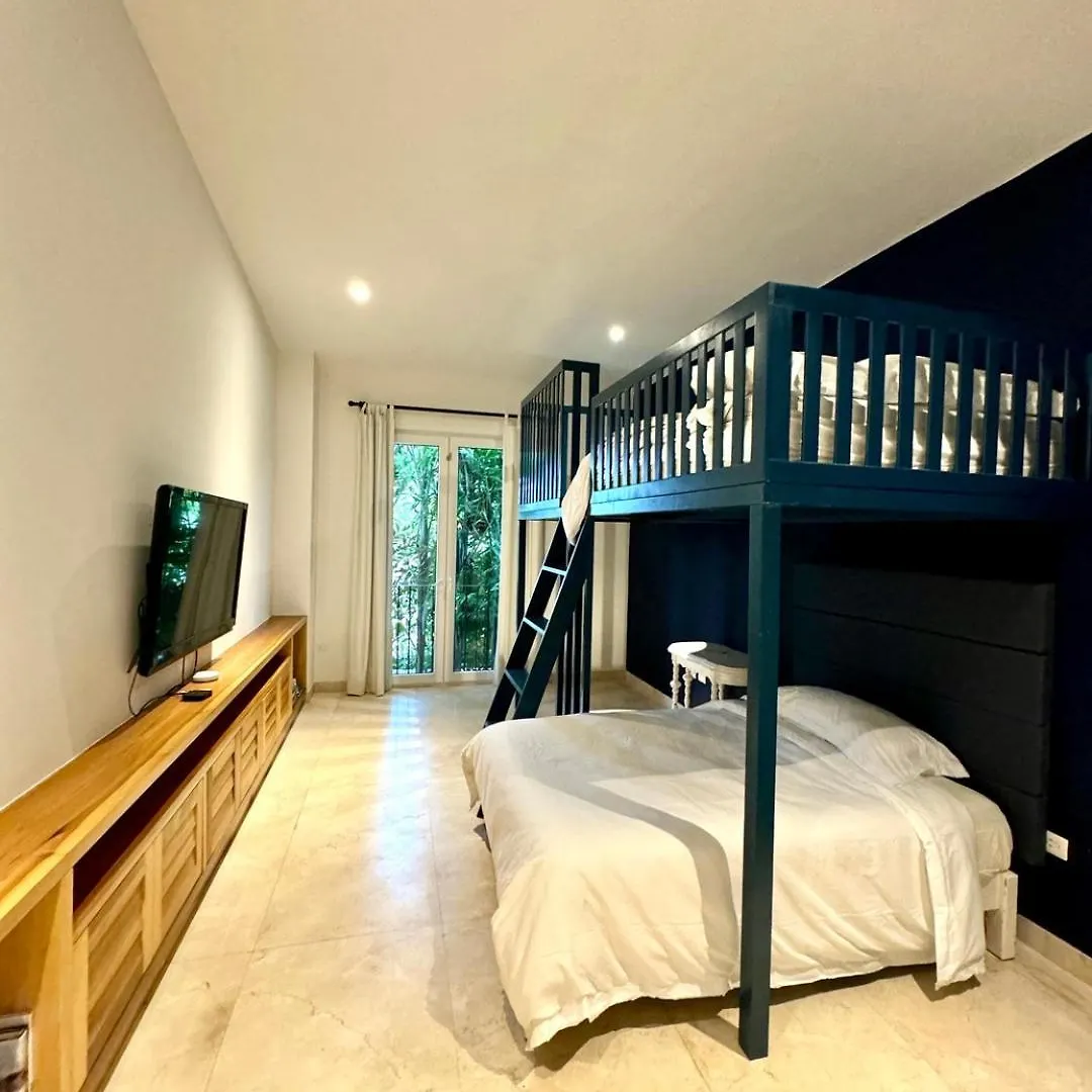 Villa La Ceiba Cancún